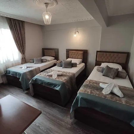 Отель Delbab 3*